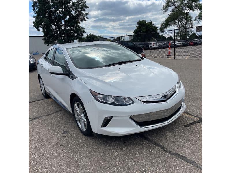 2018 Chevrolet Volt view 7