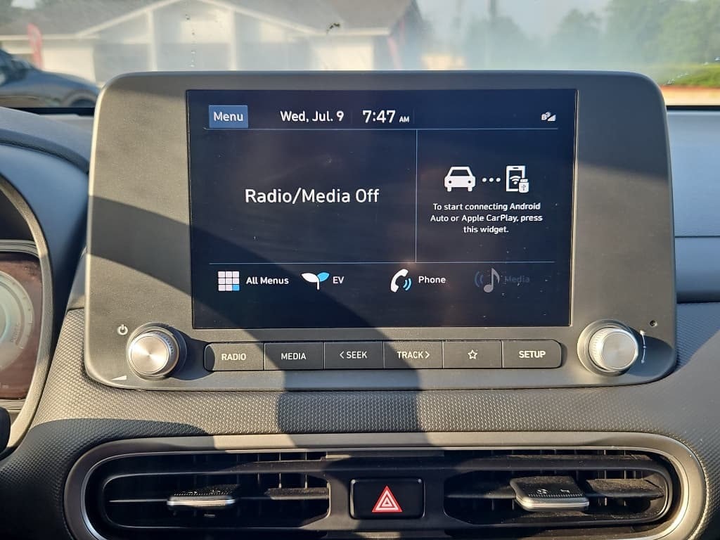 2022 Hyundai Kona EV view 13