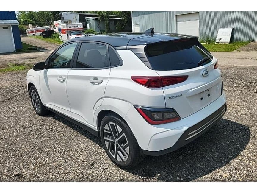 2022 Hyundai Kona EV view 2