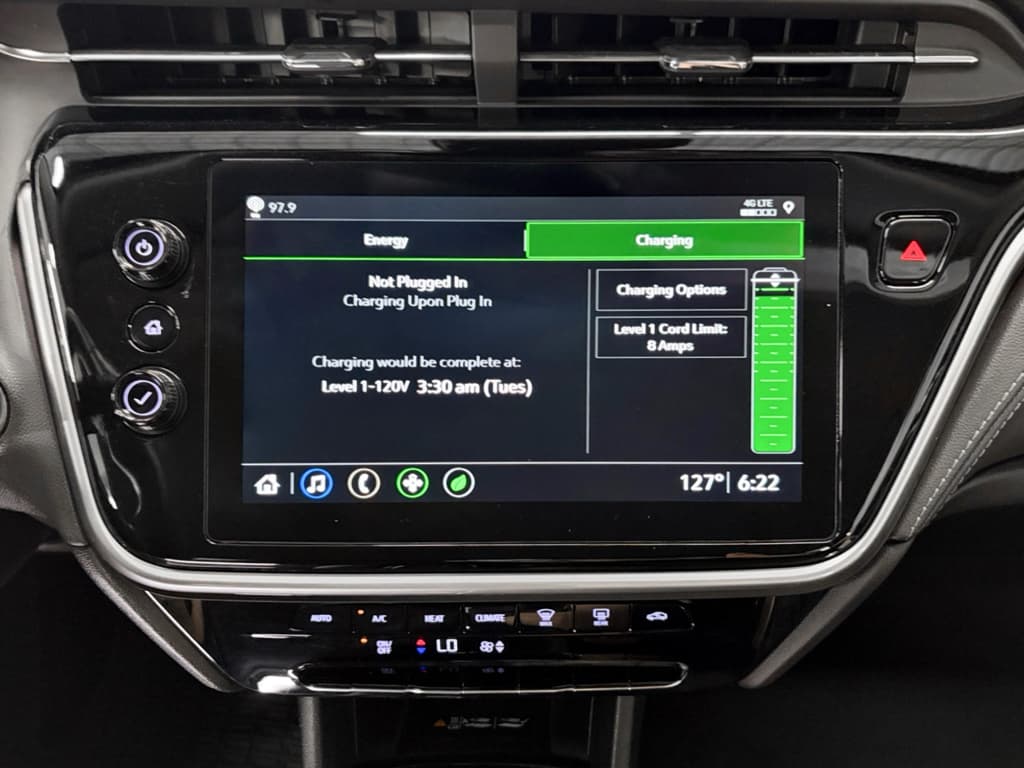 2023 Chevrolet Bolt EUV view 12