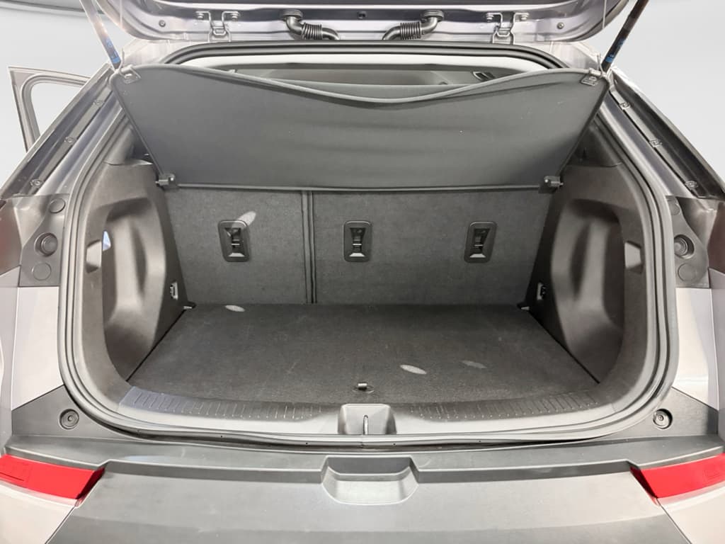 2023 Chevrolet Bolt EUV view 24