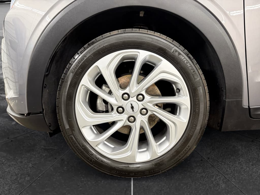 2023 Chevrolet Bolt EUV view 32