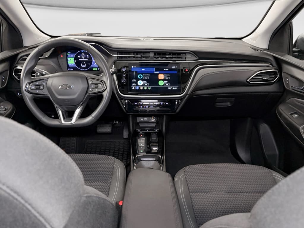 2023 Chevrolet Bolt EUV view 15