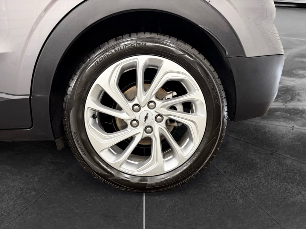 2023 Chevrolet Bolt EUV view 30