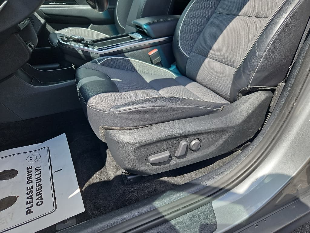 2022 Kia Niro EV view 7