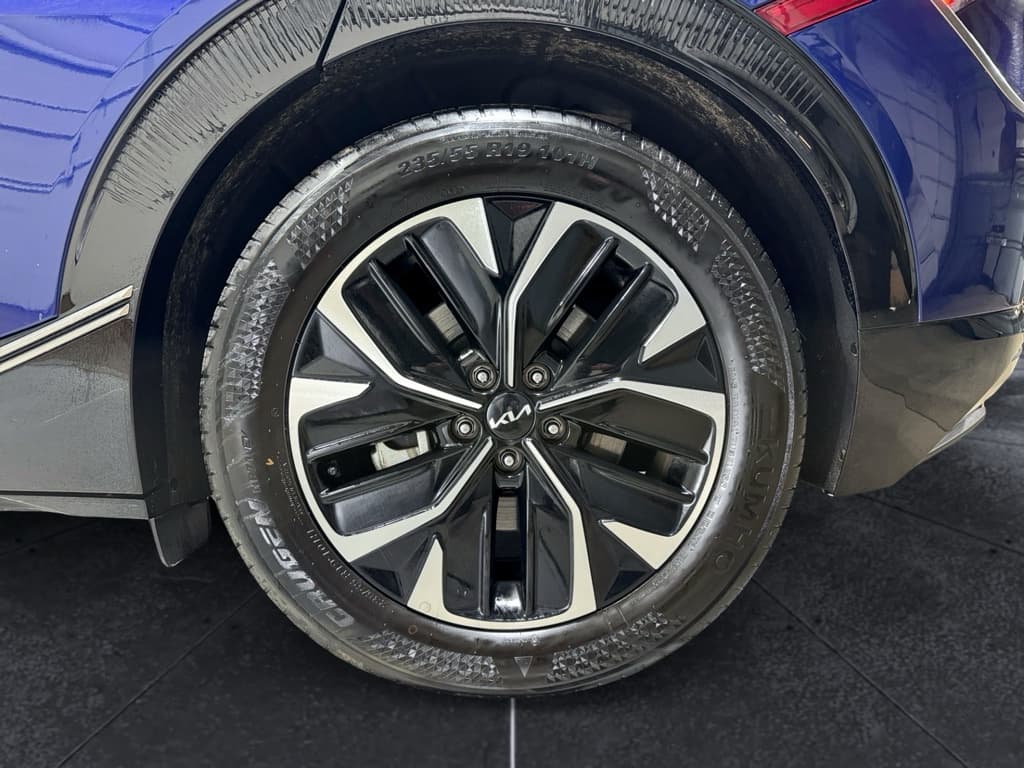 2024 Kia EV6 view 36