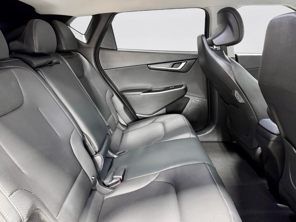 2024 Kia EV6 view 25
