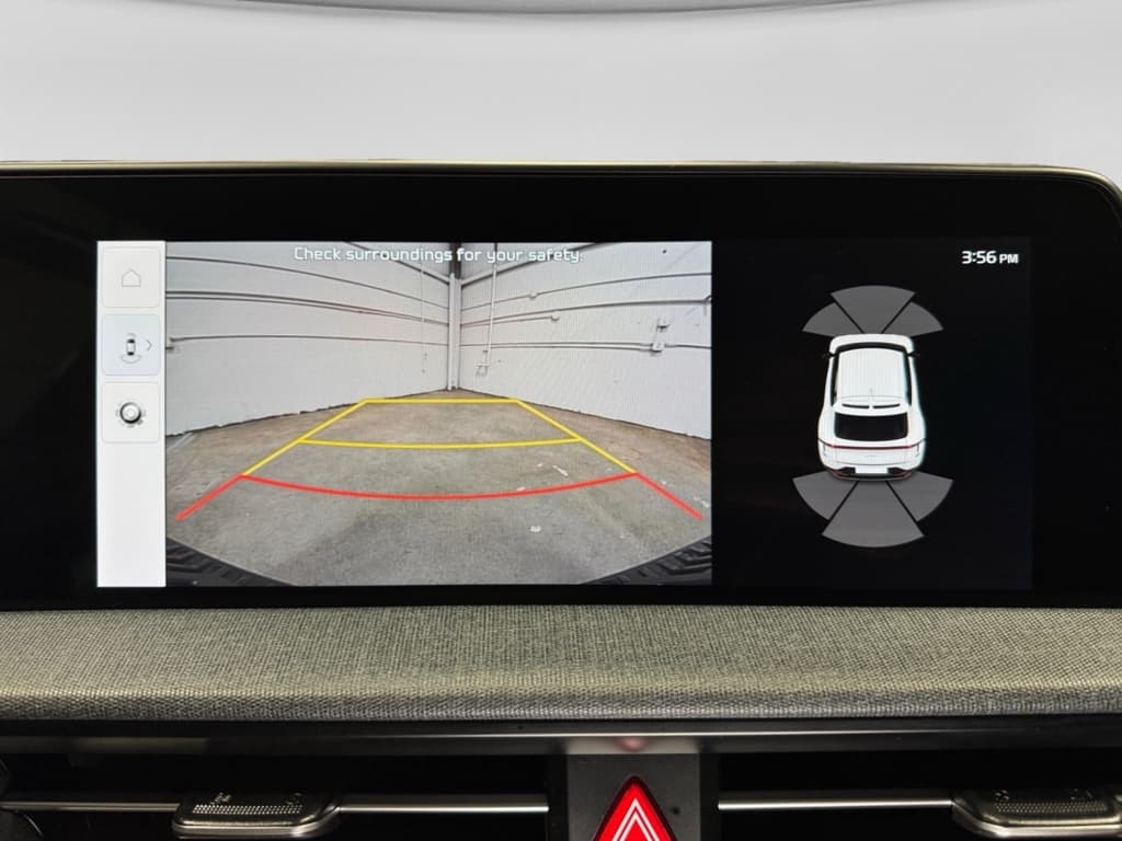 2024 Kia EV6 view 16