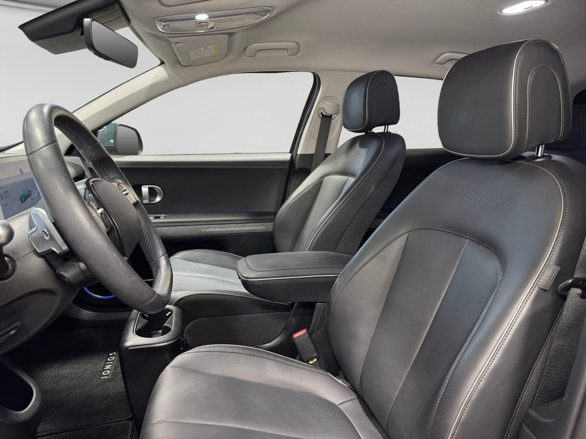 2023 Hyundai IONIQ 5 view 17