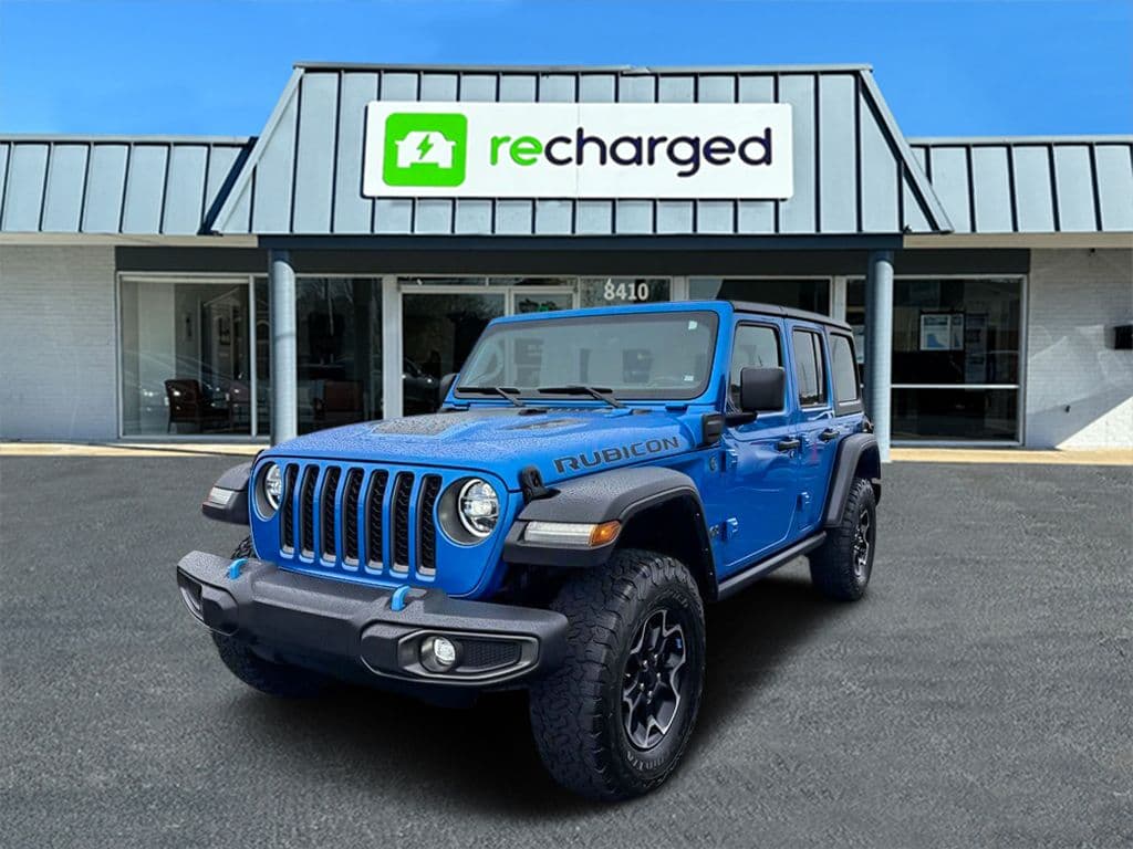 2022 Jeep Wrangler view 3