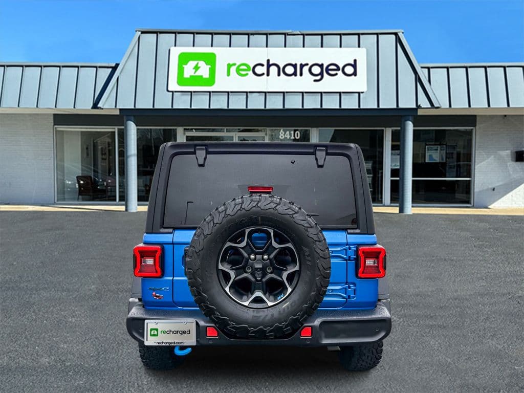 2022 Jeep Wrangler view 5