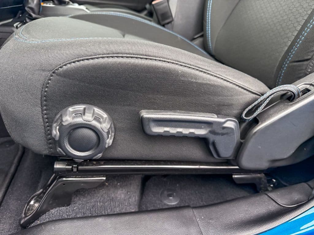 2022 Jeep Wrangler view 7