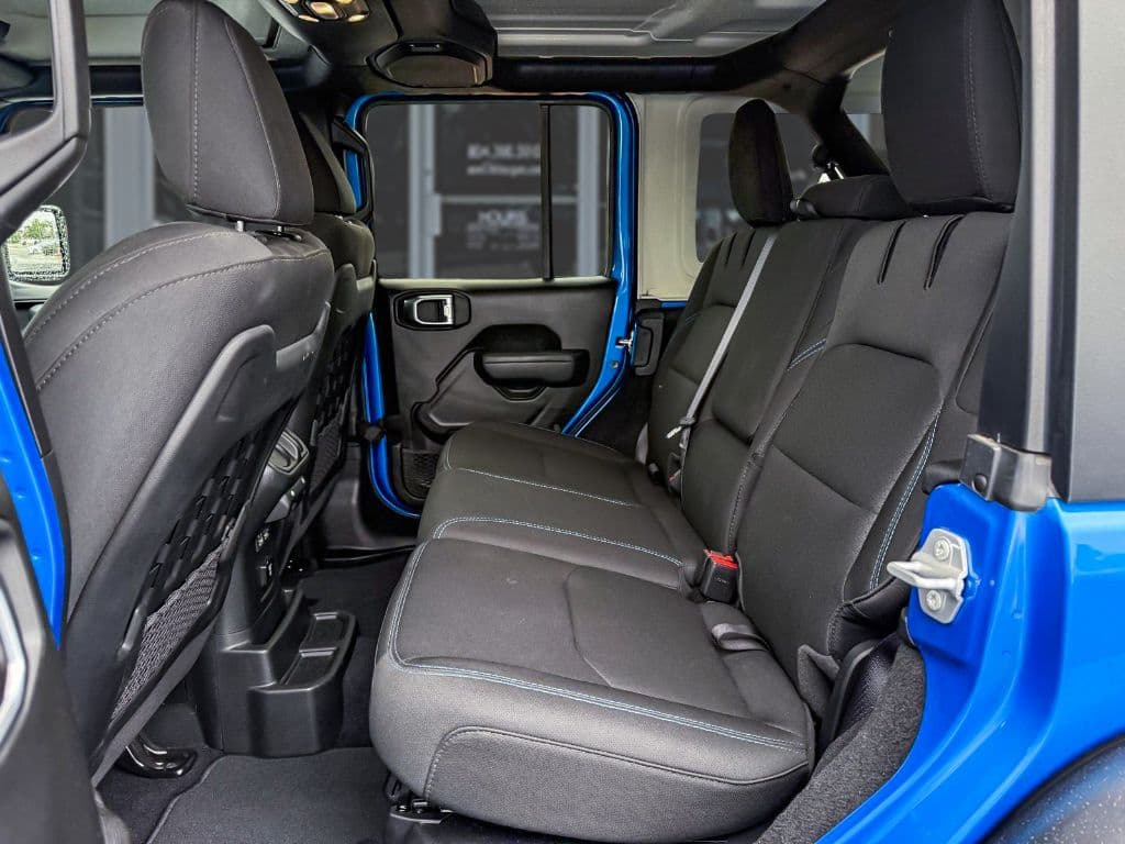 2022 Jeep Wrangler view 25