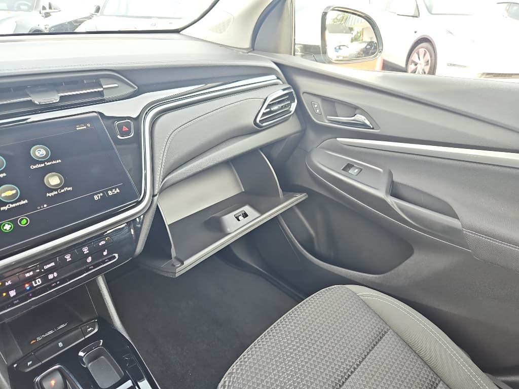 2023 Chevrolet Bolt EUV view 21