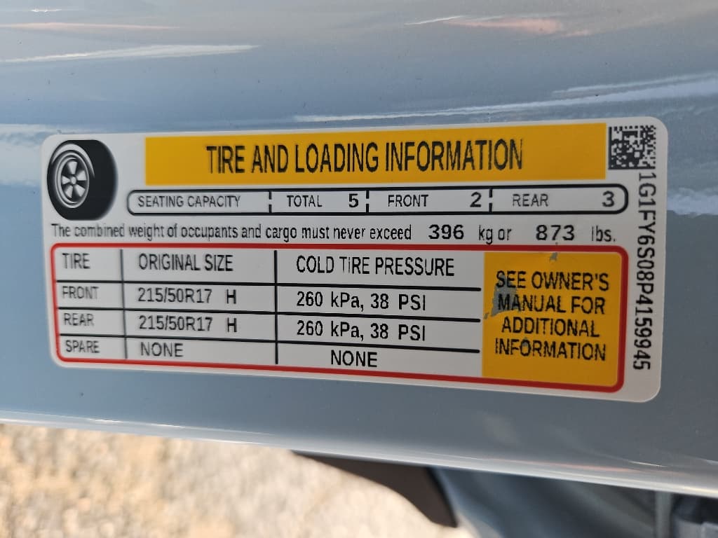 2023 Chevrolet Bolt EUV view 26