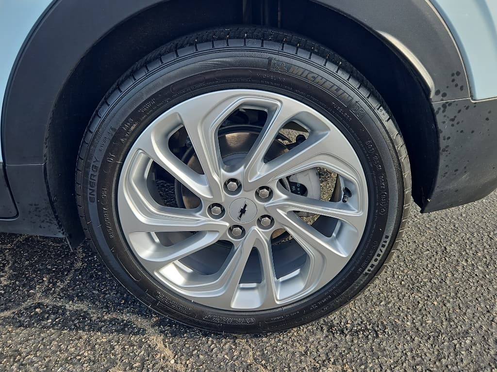 2023 Chevrolet Bolt EUV view 28