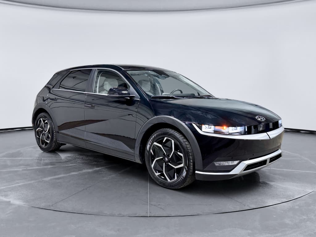 2023 Hyundai IONIQ 5 view 4