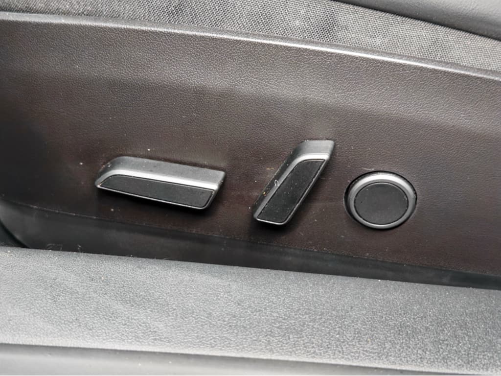 2022 Tesla Model 3 view 6
