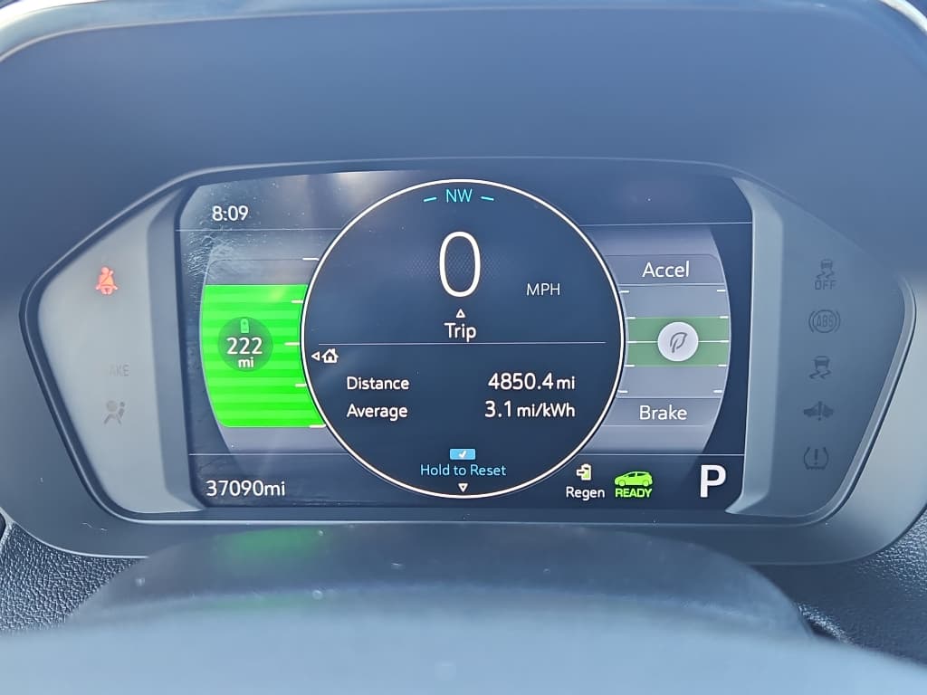 2023 Chevrolet Bolt EV view 9