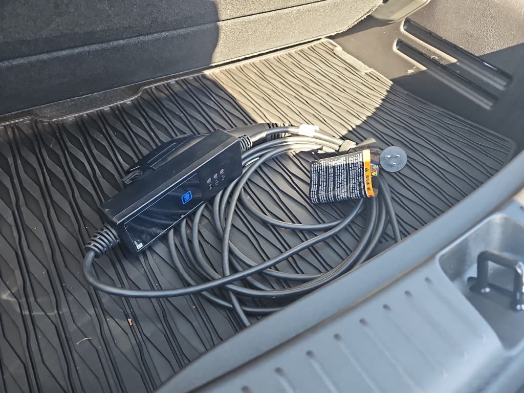 2023 Chevrolet Bolt EV view 8
