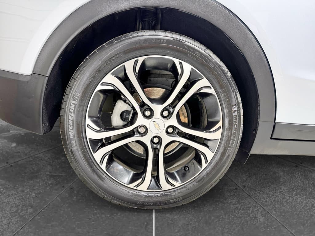 2017 Chevrolet Bolt EV view 29