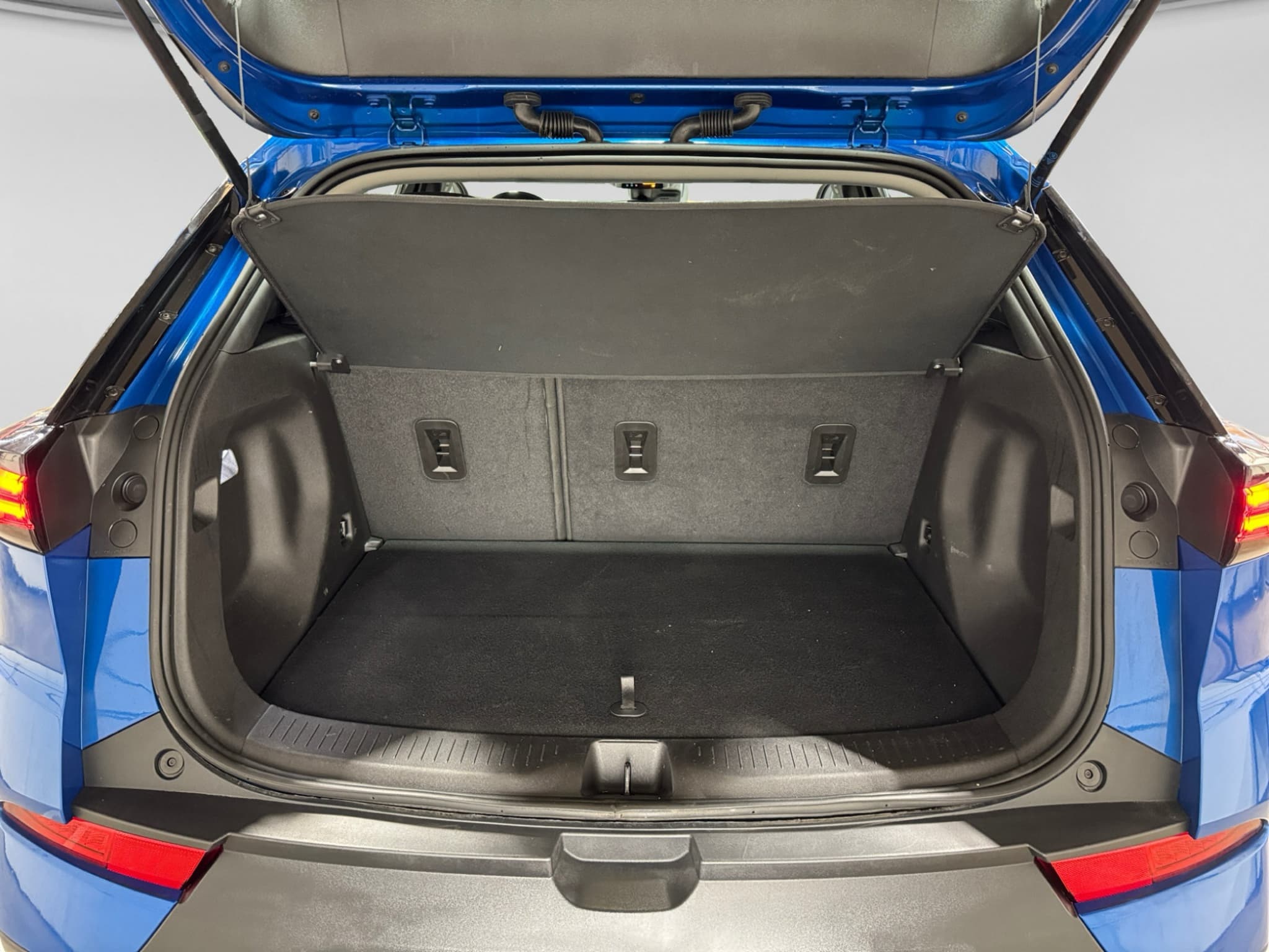 2023 Chevrolet Bolt EUV view 25