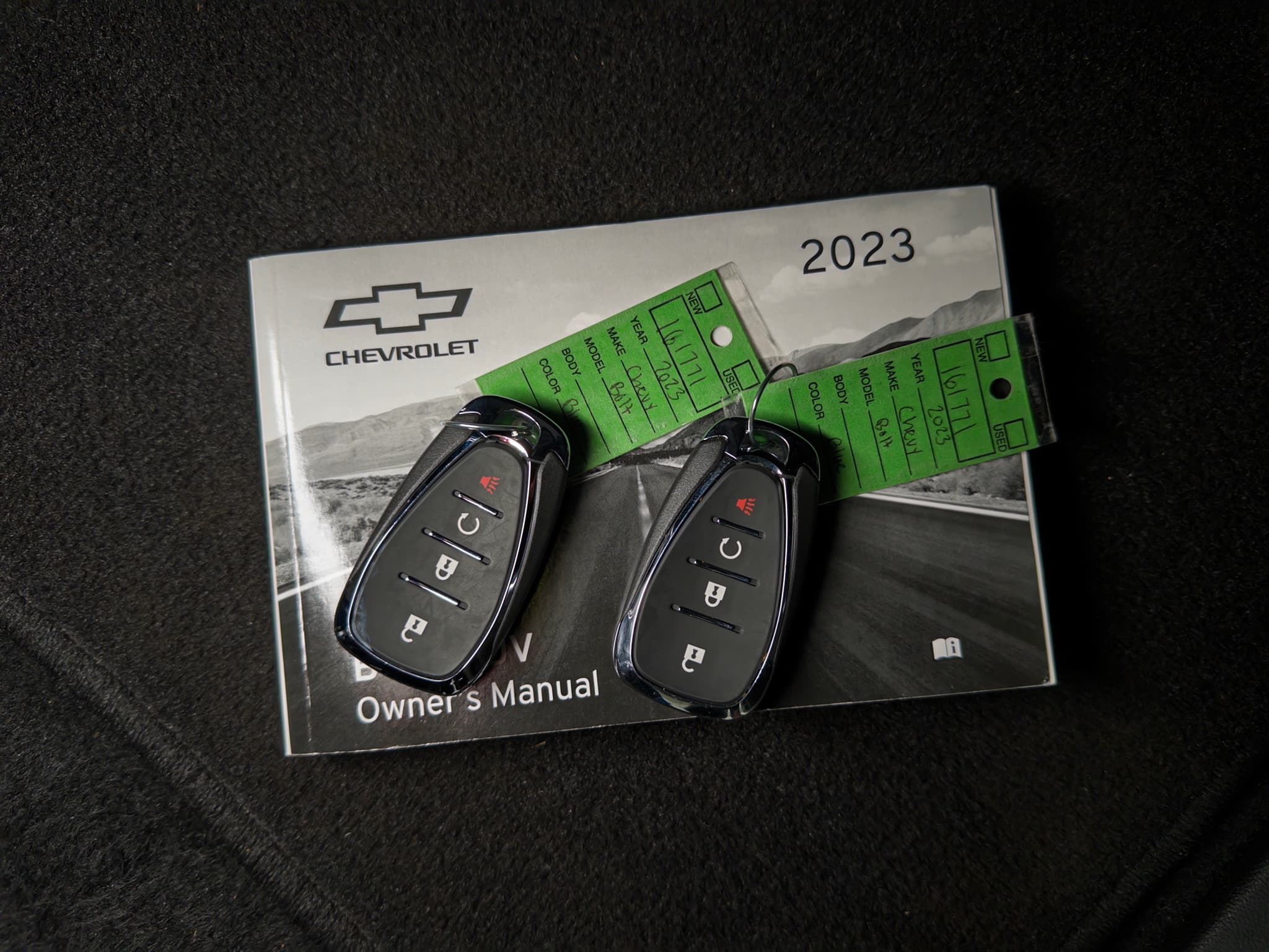 2023 Chevrolet Bolt EUV view 23