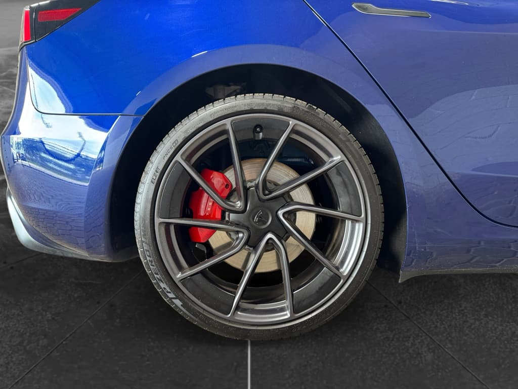 2026 Tesla Model 3 view 37