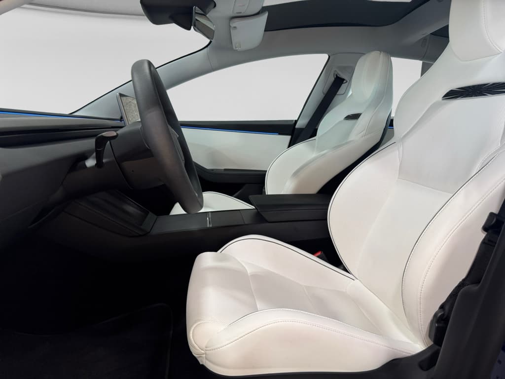 2026 Tesla Model 3 view 17