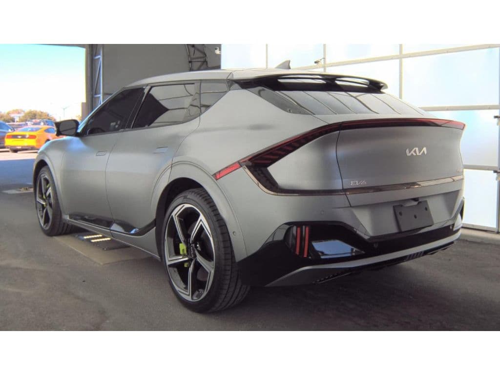 2024 Kia EV6 view 4