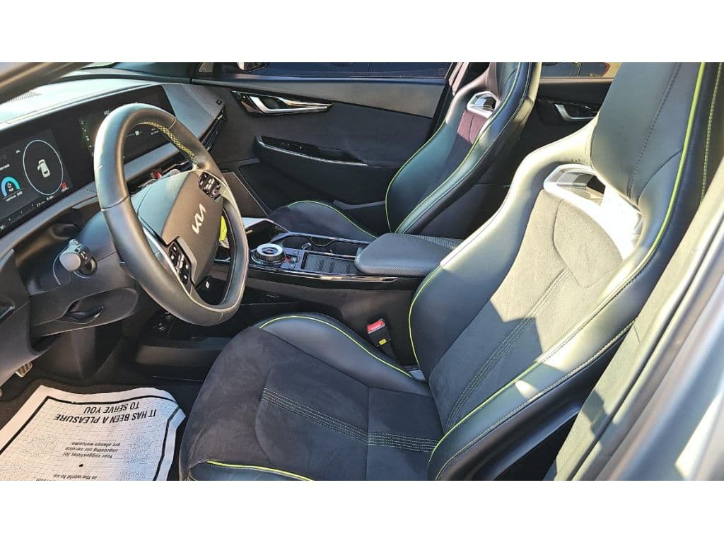 2024 Kia EV6 view 5