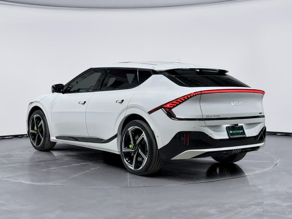 2024 Kia EV6 view 2