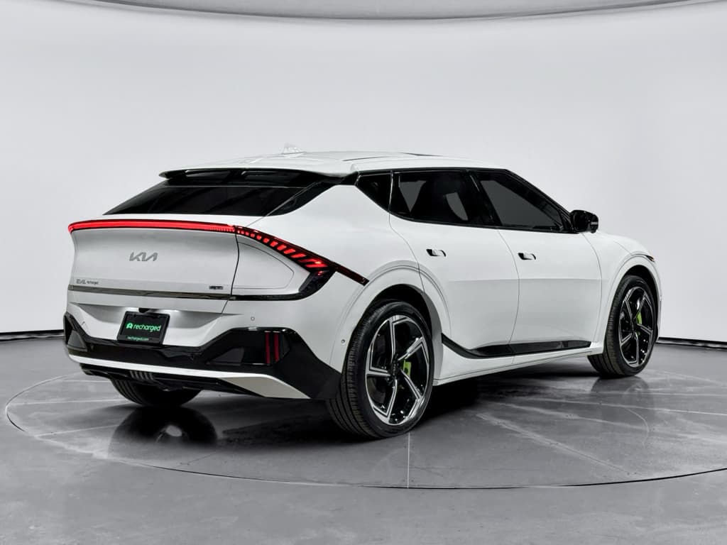 2024 Kia EV6 view 3