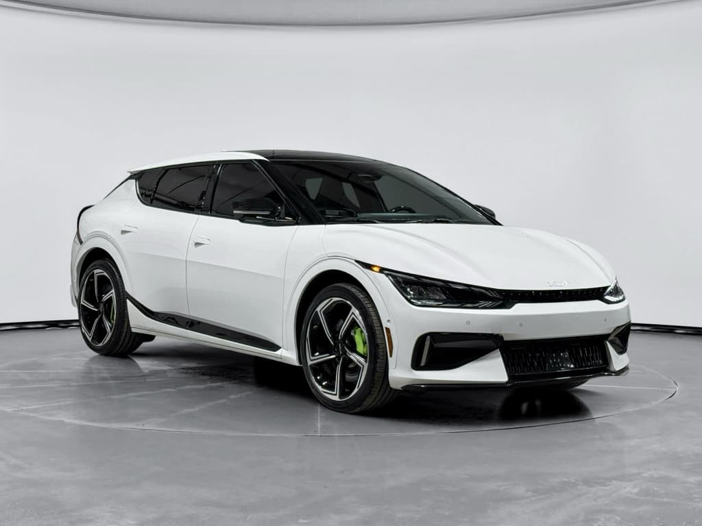2024 Kia EV6 view 4