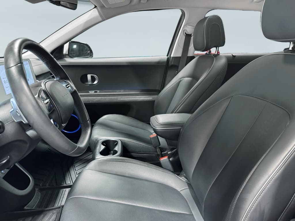 2023 Hyundai IONIQ 5 view 17