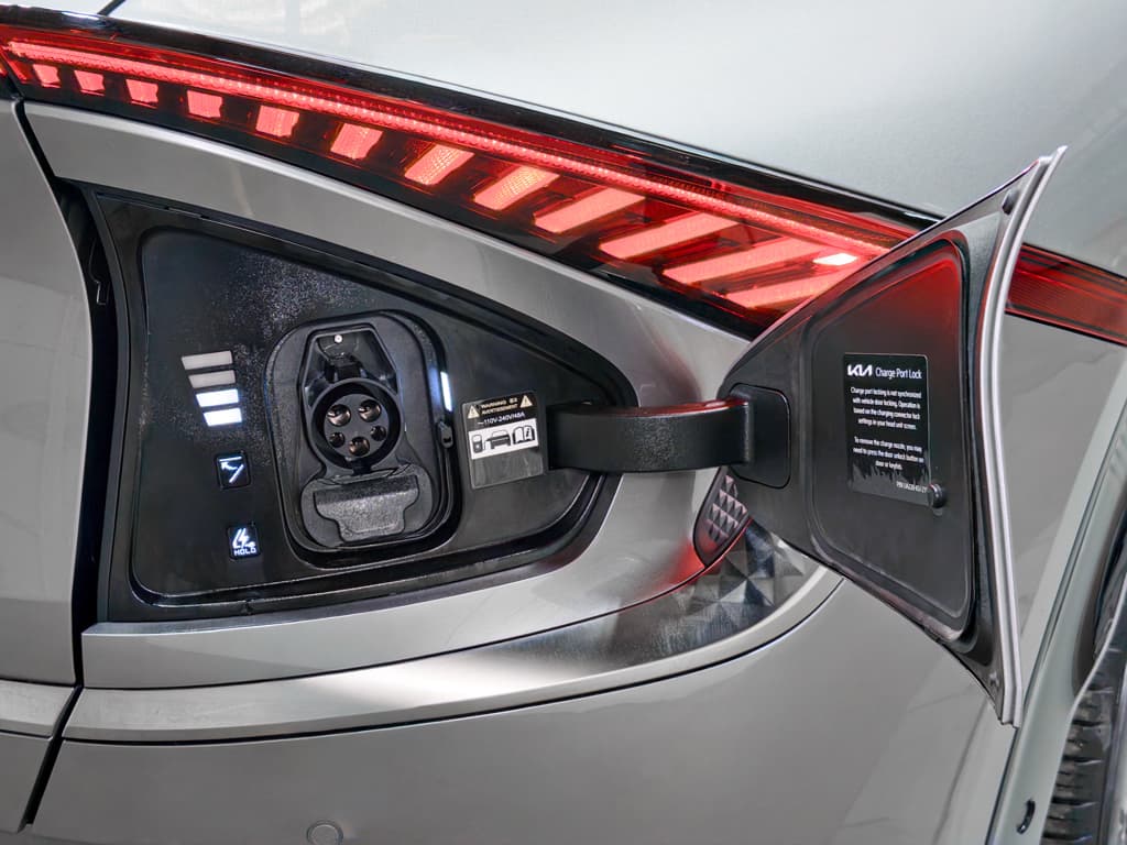 2024 Kia EV6 view 5