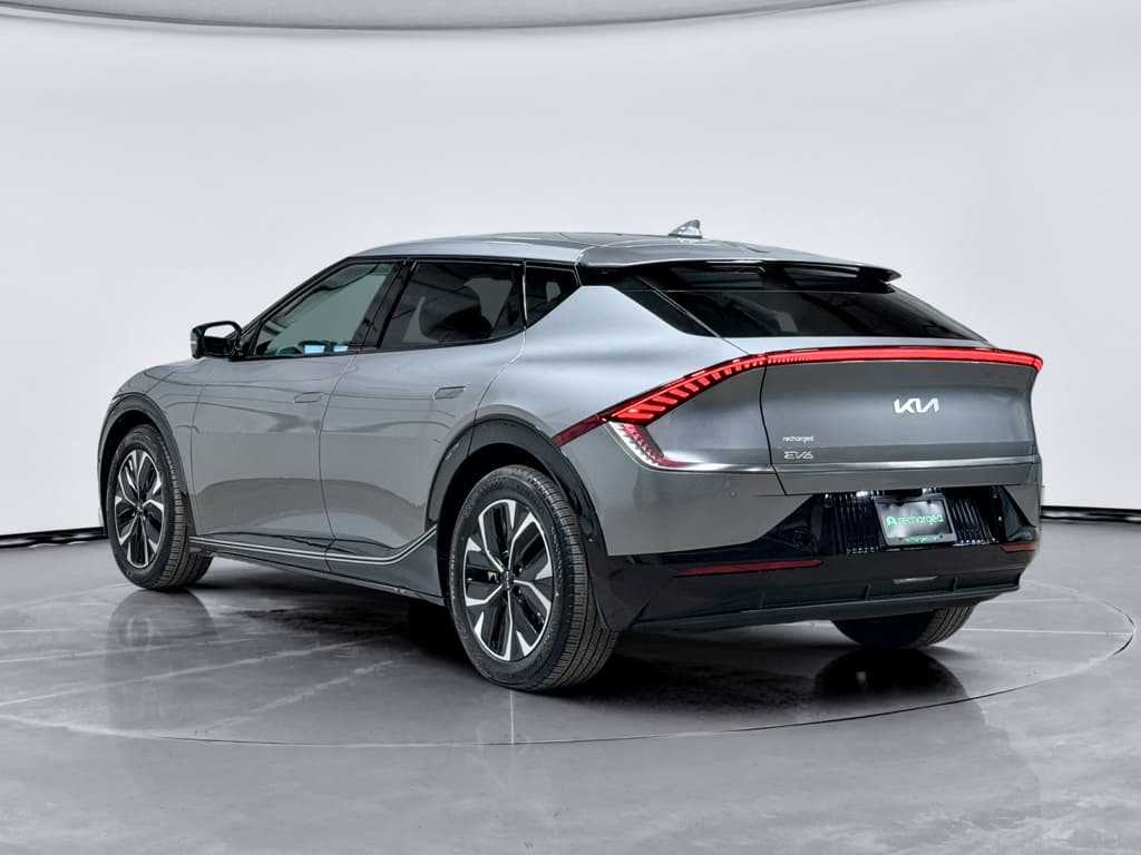 2024 Kia EV6 view 2