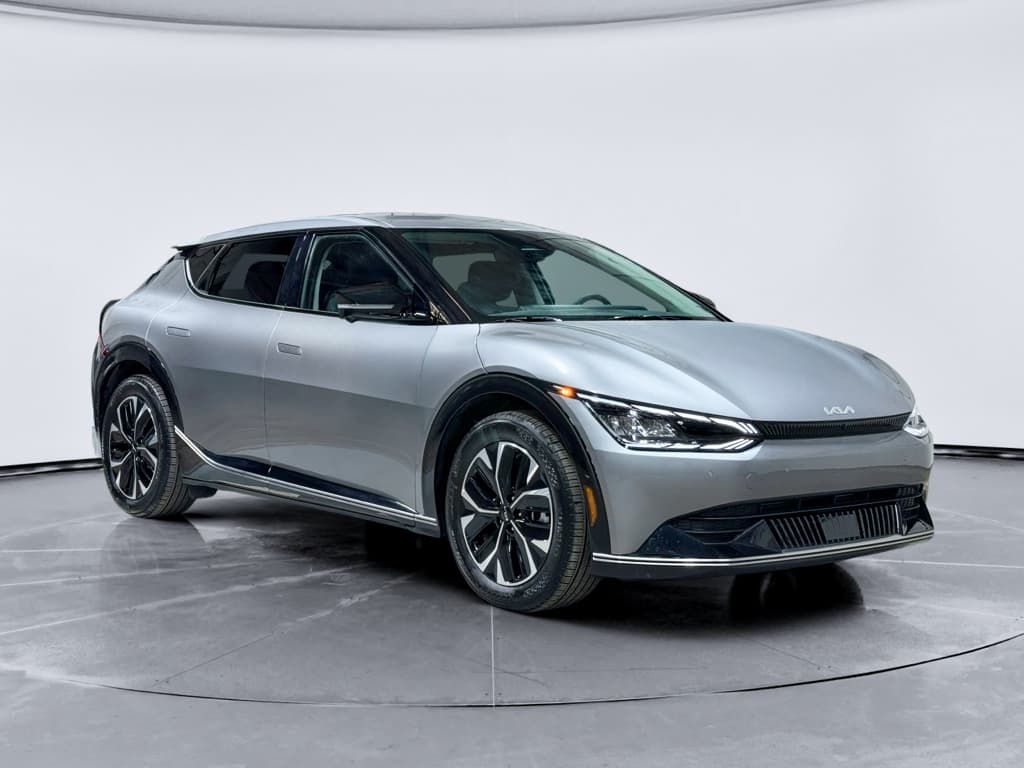 2024 Kia EV6 view 4