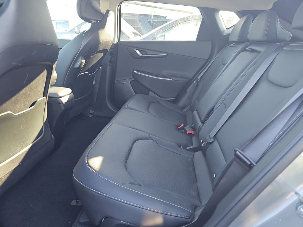 2024 Kia EV6 view 6
