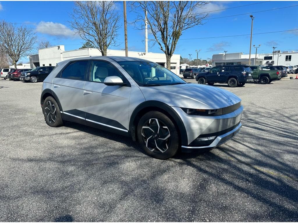 2023 Hyundai Ioniq 5 view 4