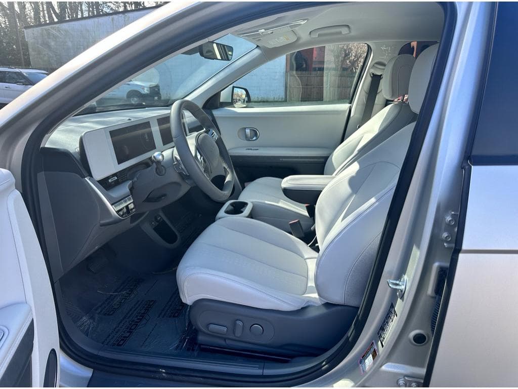2023 Hyundai Ioniq 5 view 7