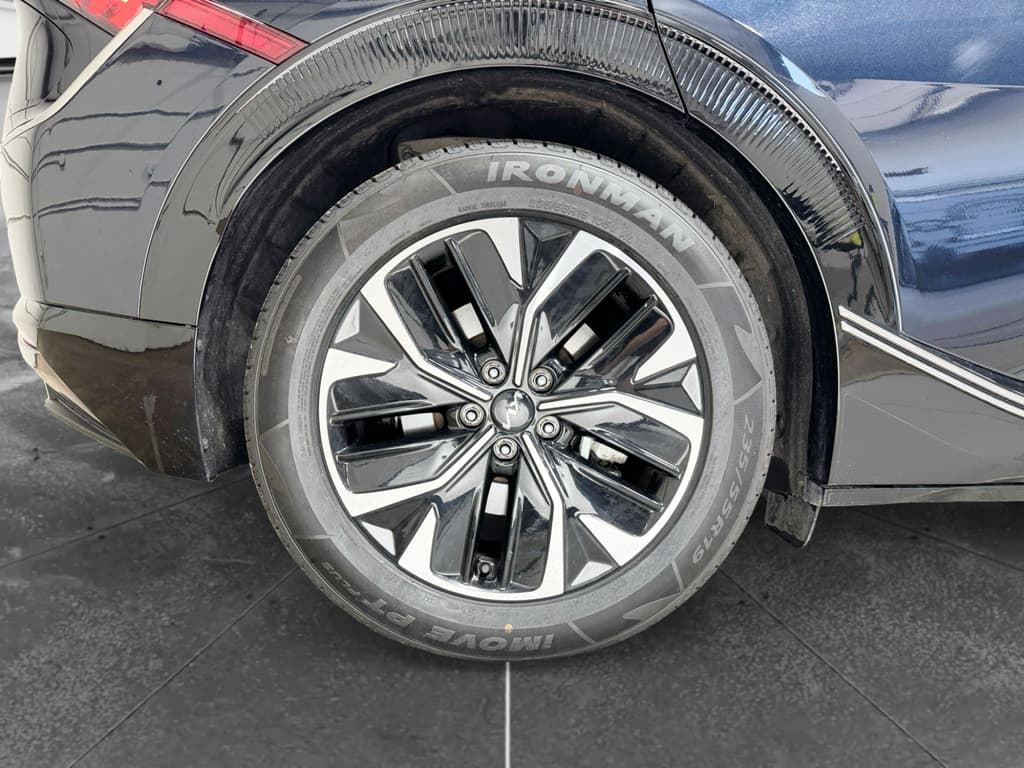 2024 Kia EV6 view 39