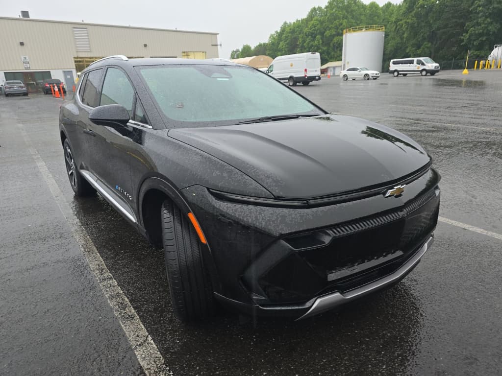 2025 Chevrolet Equinox EV view 2