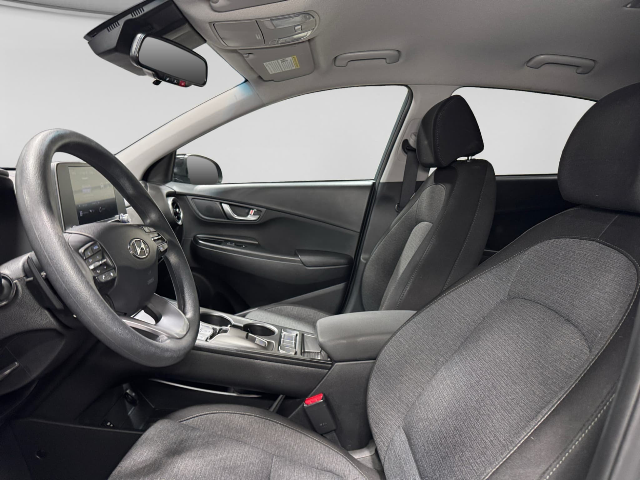 2023 Hyundai Kona EV view 17