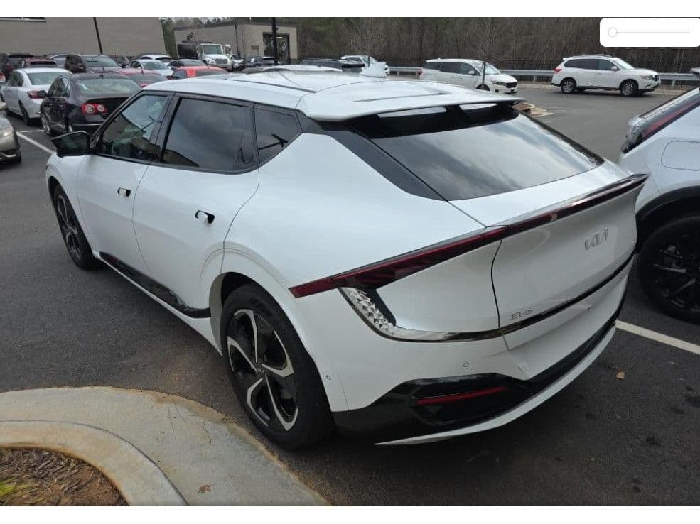 2024 Kia EV6 view 2
