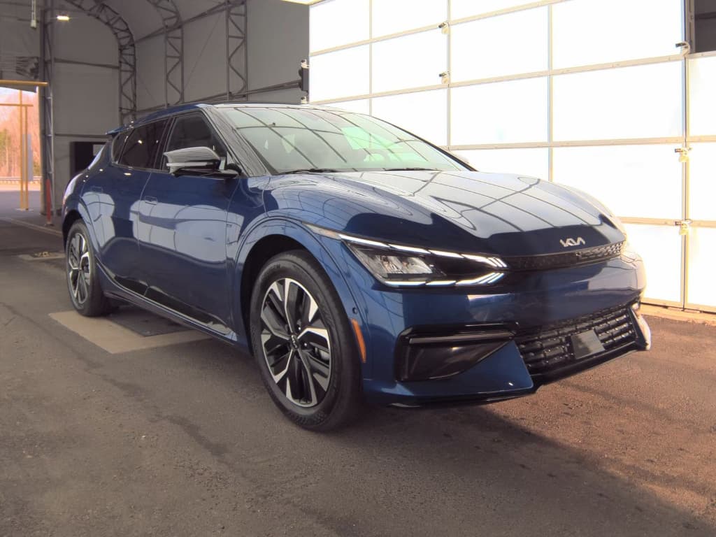 2024 Kia EV6 view 2