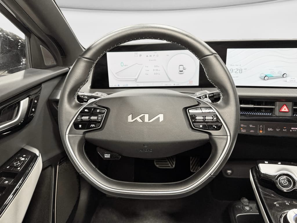 2024 Kia EV6 view 8