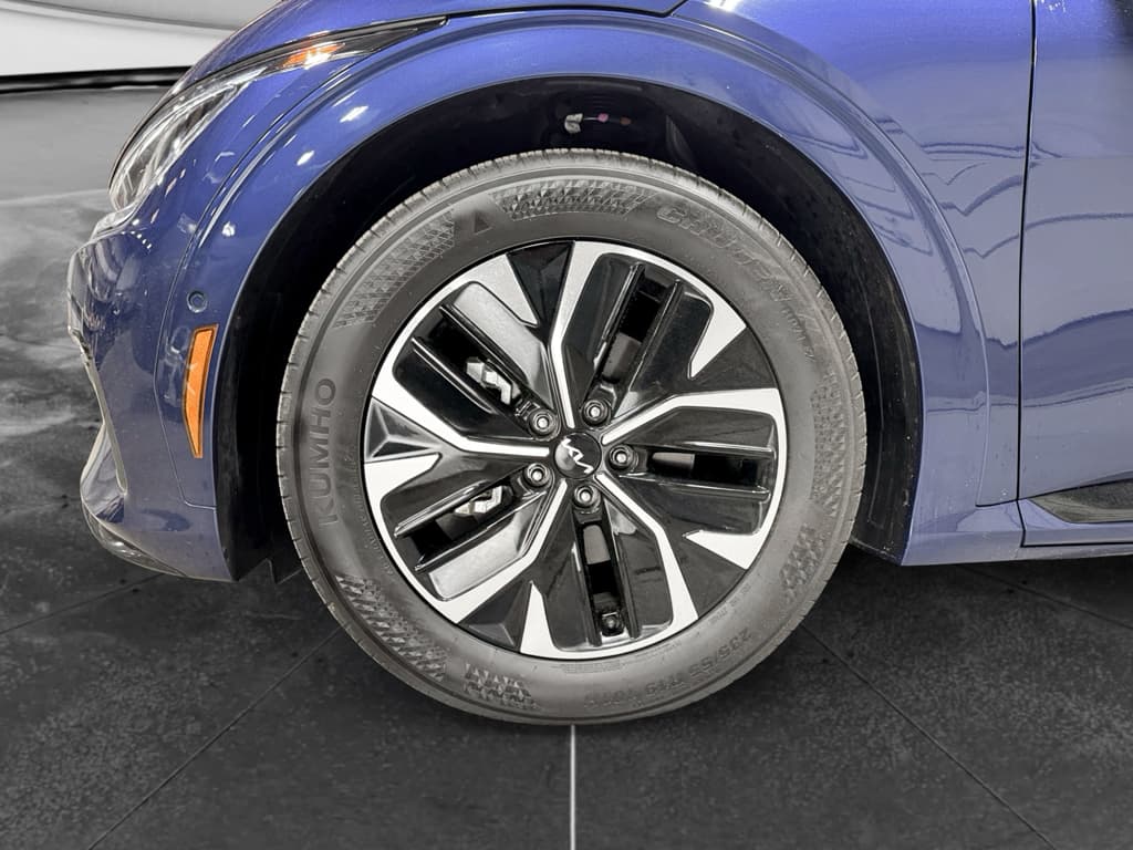 2024 Kia EV6 view 31