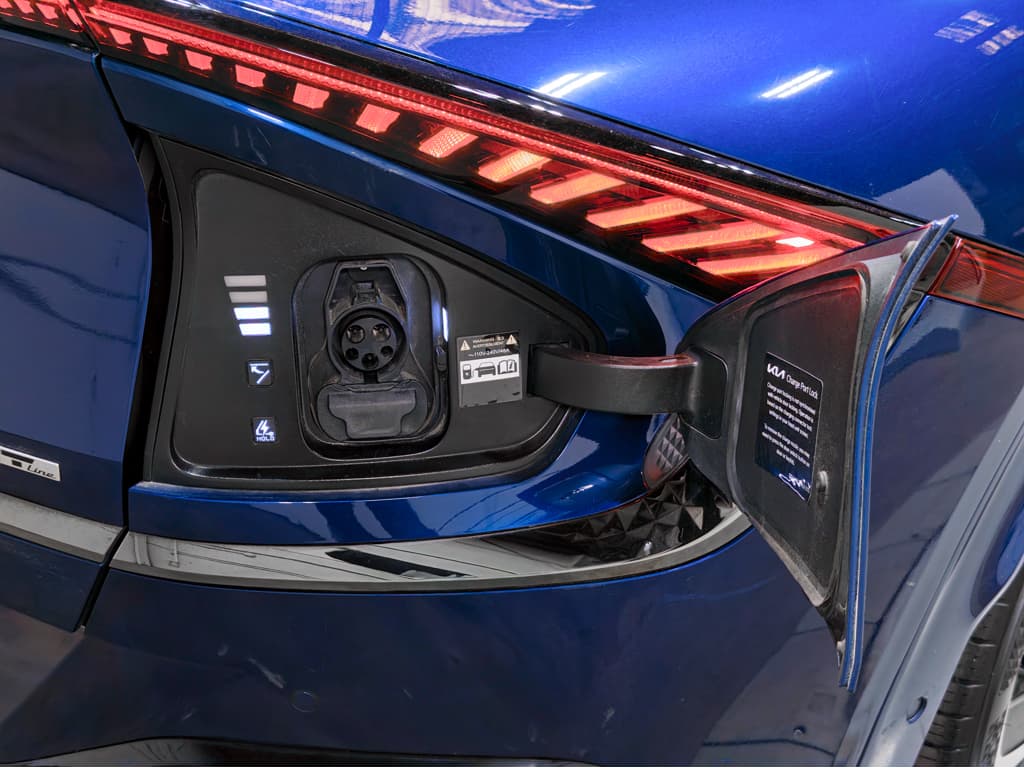 2024 Kia EV6 view 5
