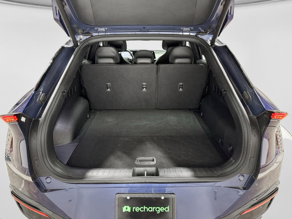 2024 Kia EV6 view 27